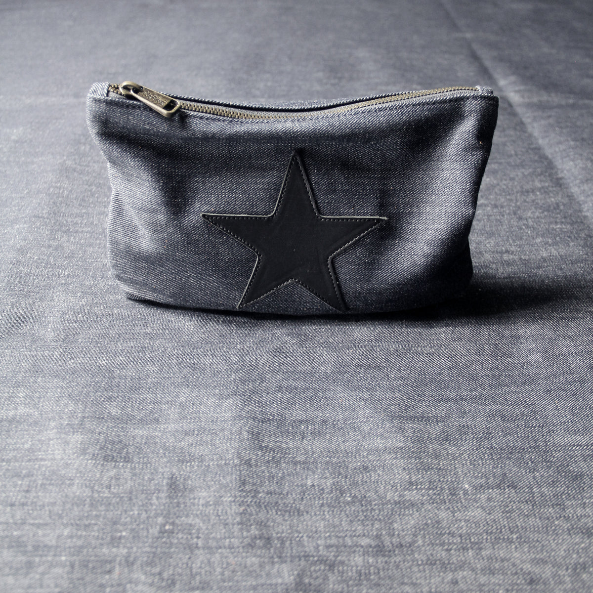 DENIM POUCH - Star Patch