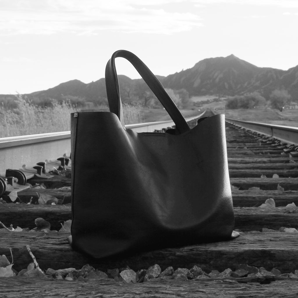 MACKENZIE83 CMACK TOTE HORWEEN VEGETABLE TANNED LEATHER BLACK GRAVEL