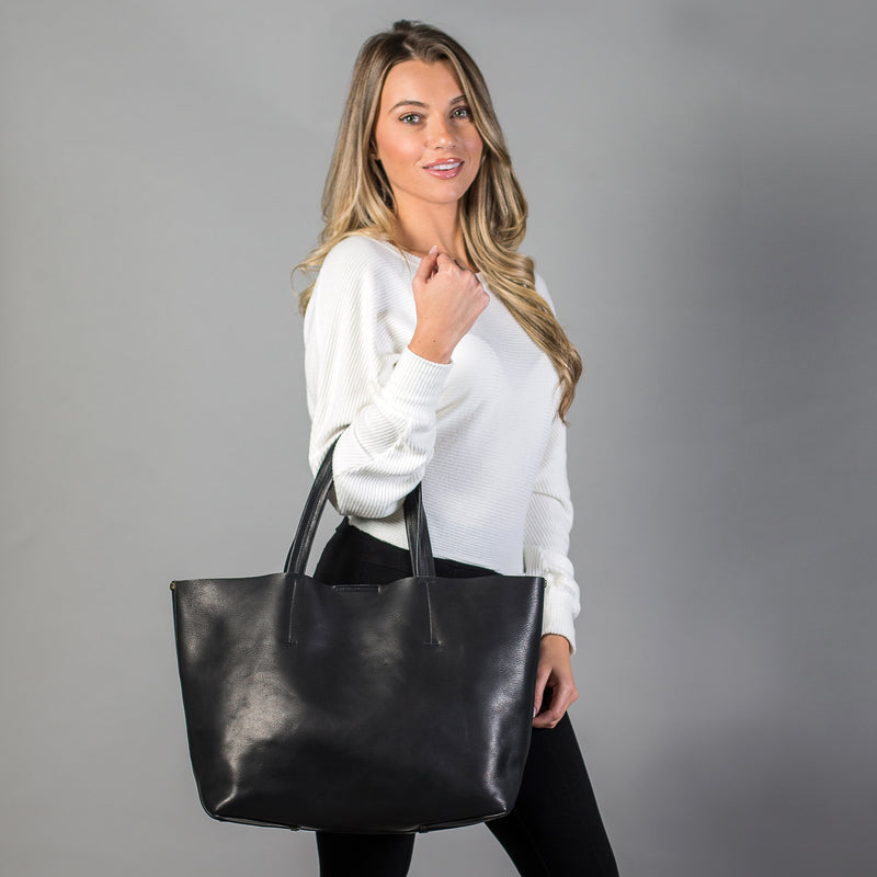 MACKENZIE83 CMACK TOTE HORWEEN VEGETABLE TANNED LEATHER BLACK SMOOTH
