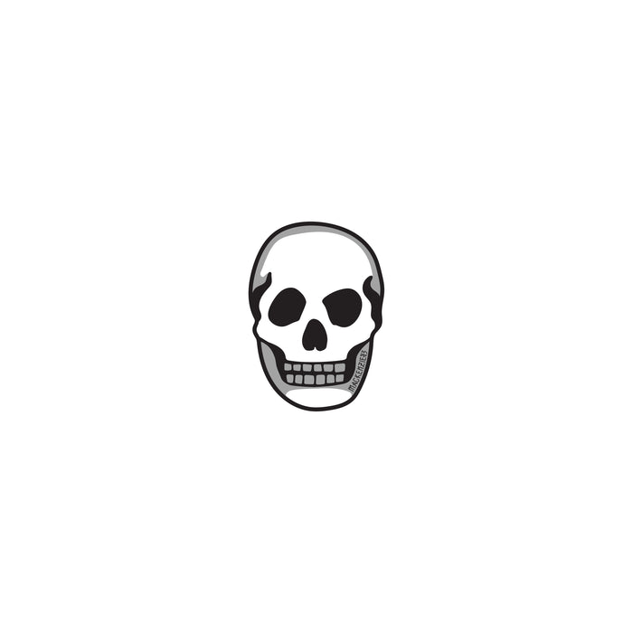 MACKENZIE38 SKULL STICKER