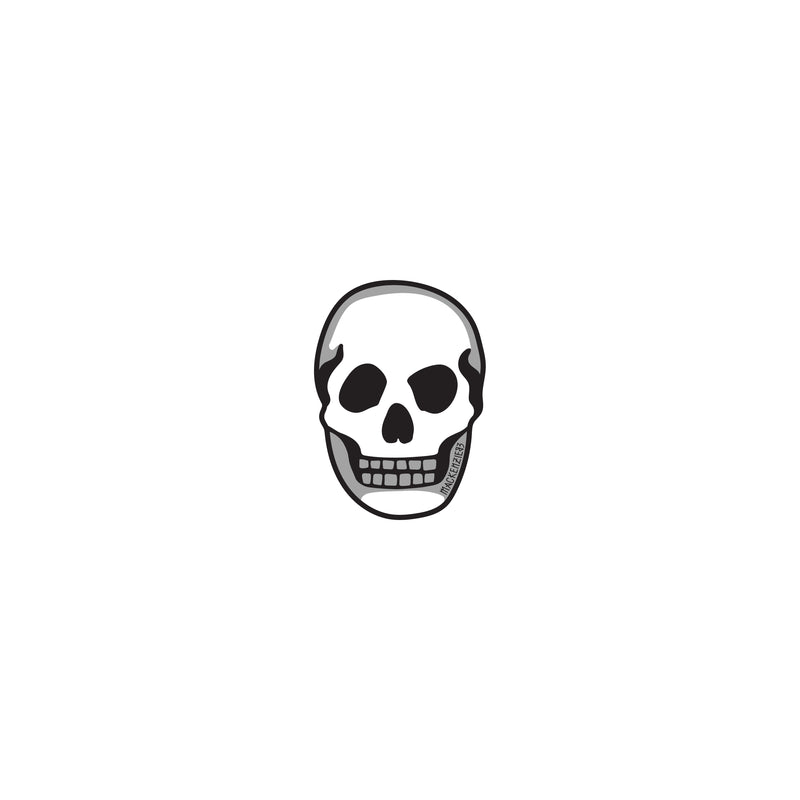 MACKENZIE38 SKULL STICKER