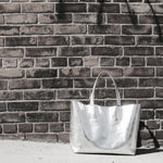 MACKENZIE83 CMACK TOTE SILVER METALLIC AMERICAN LEATHER
